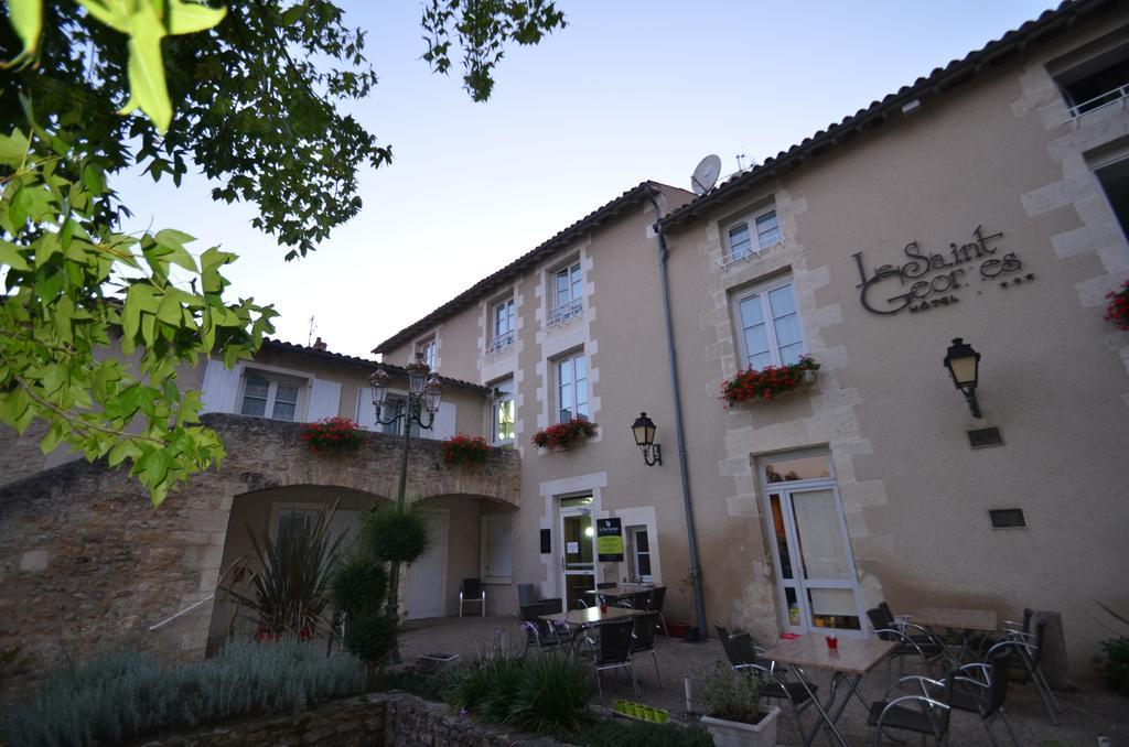 Logis Hotel Le Saint Georges Vivonne Eksteriør billede