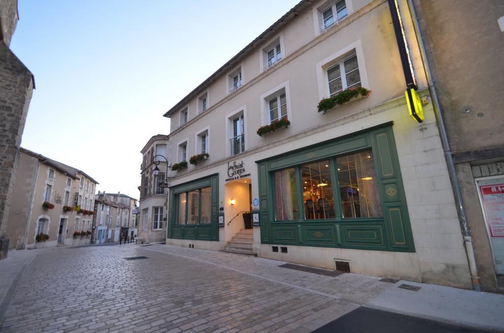 Logis Hotel Le Saint Georges Vivonne Eksteriør billede