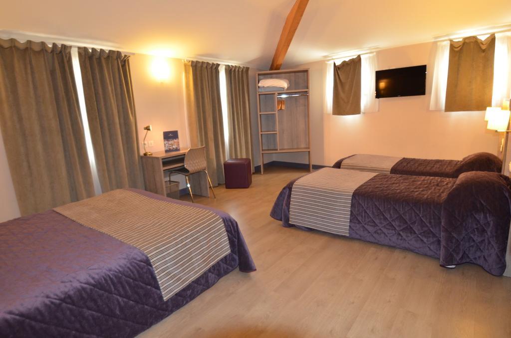 Logis Hotel Le Saint Georges Vivonne Eksteriør billede